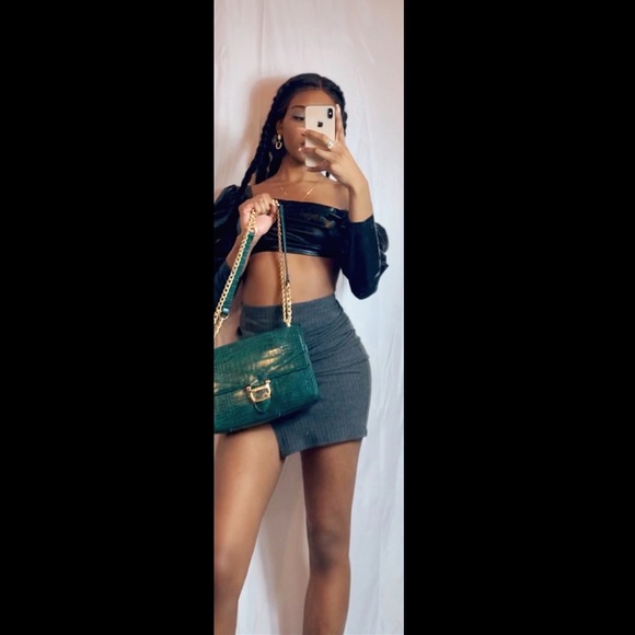 Meet your Posher, Naycie - Picture 2 of 2